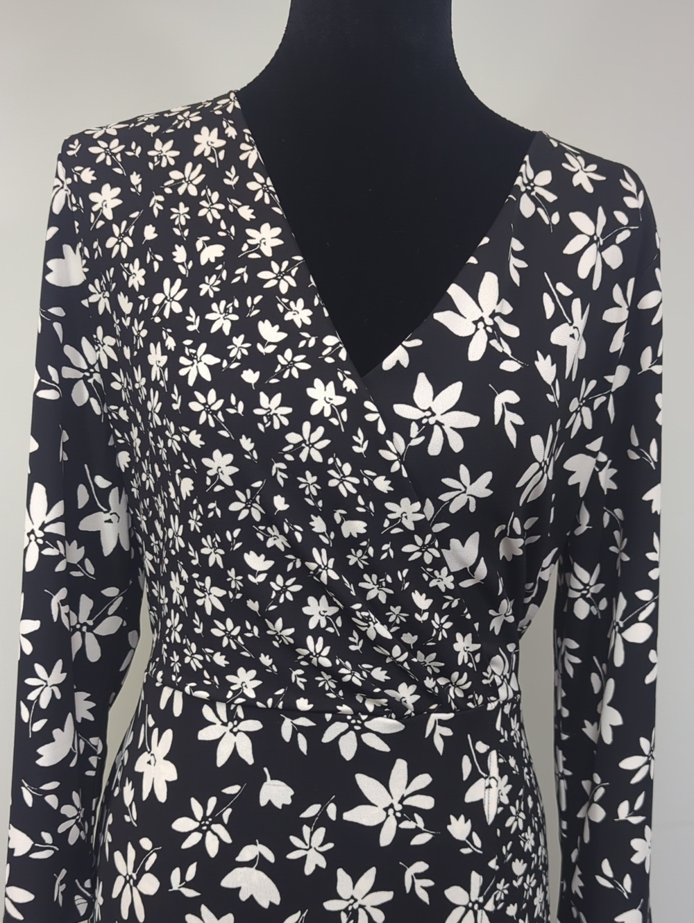 Talbots Black White Floral Faux Wrap Midi Dress Size M